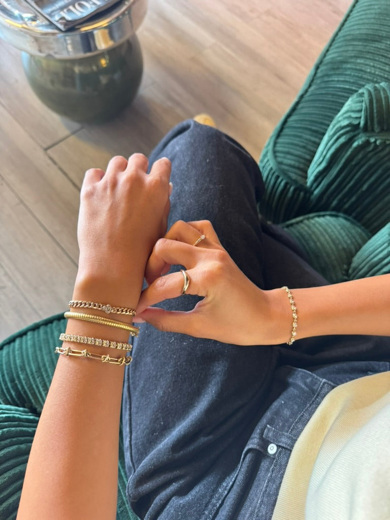 Curve Stackable Ring