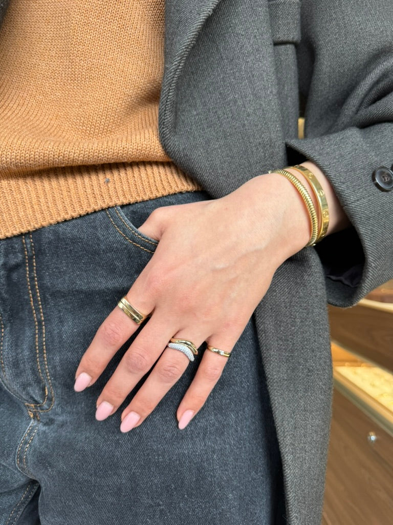 Curve Stackable Ring